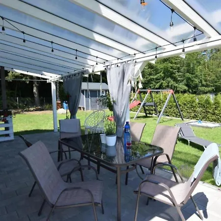 Holiday home Jeszcze Bardziej Dziki Sad Slajszewo