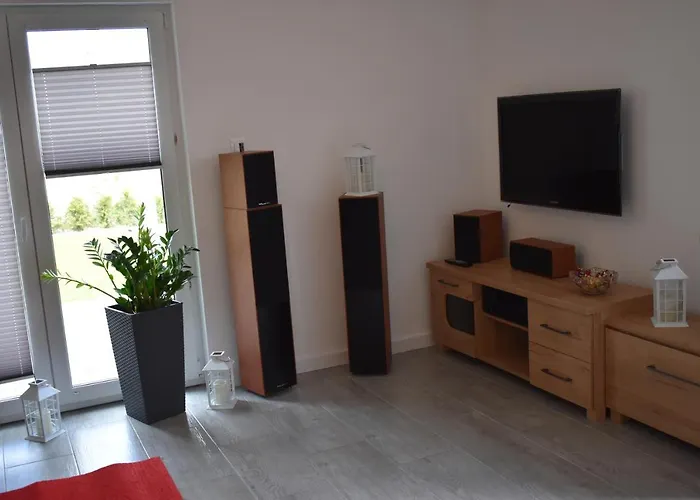 Jeszcze Bardziej Dziki Sad